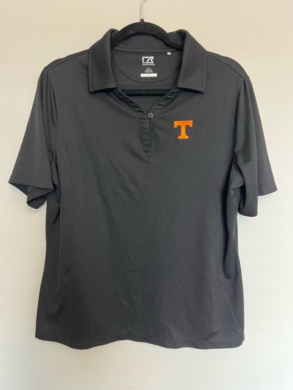 ⭐️ Cutter & Buck Black‎ Polo with Orange 'T' Chest Logo Size 1X